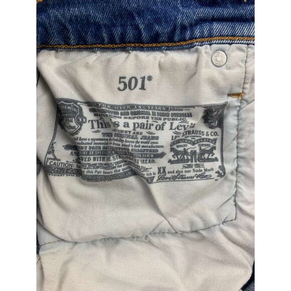 Levis 501 Cutoff Denim Shorts Women W27 Blue Raw Hem Frayed Logo Patch - Picture 9 of 10